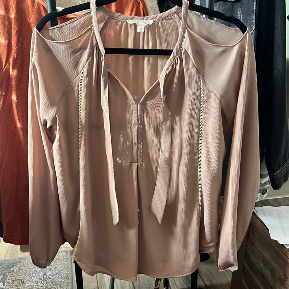 Elegant Women's Blouse in Blush Pink